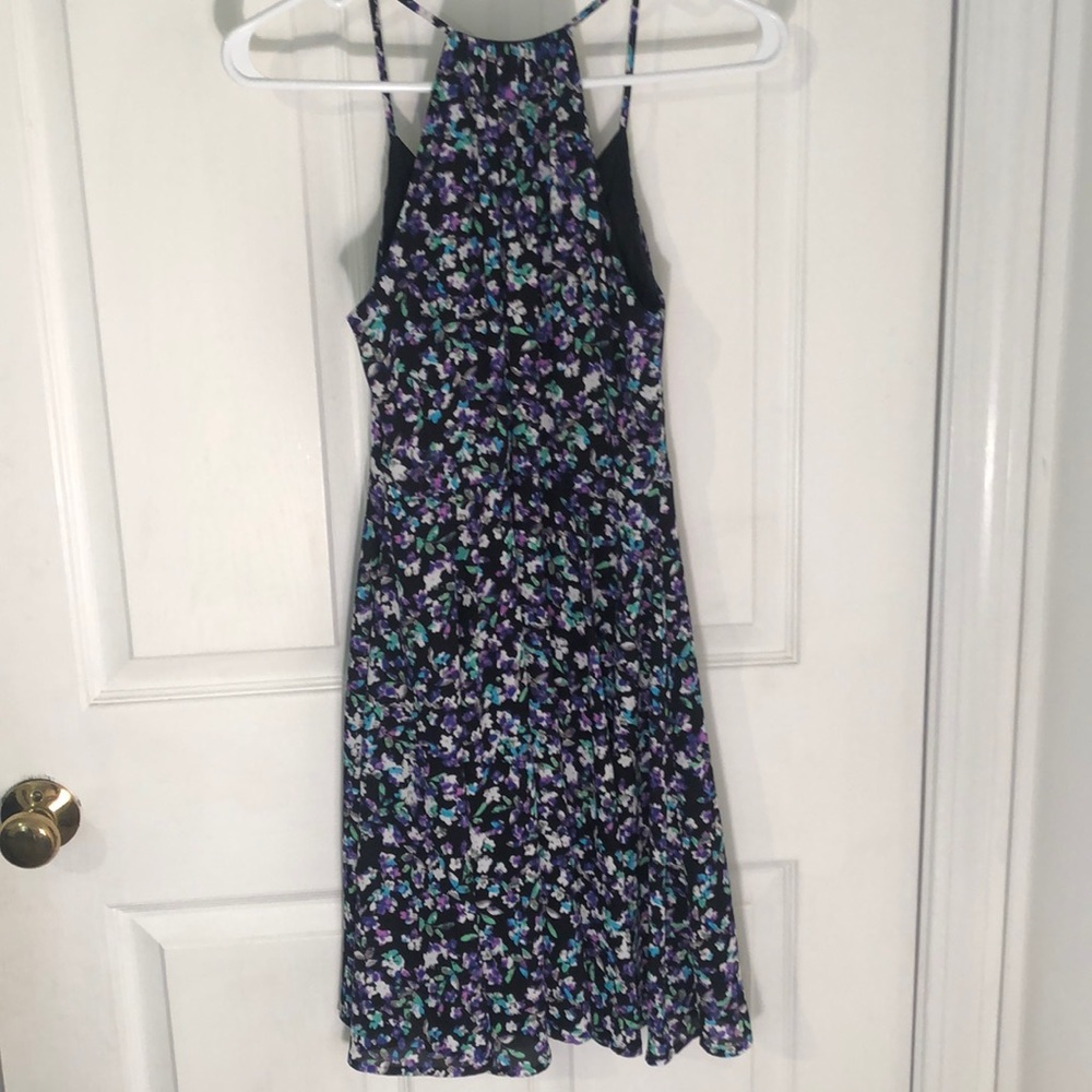 Express Dress - Picture 3 of 4